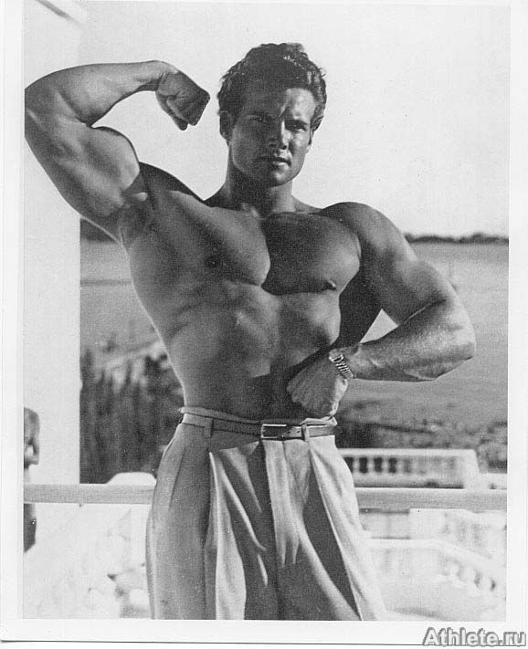 Описание: D:\Для сайта\steve_reeves_007.jpg